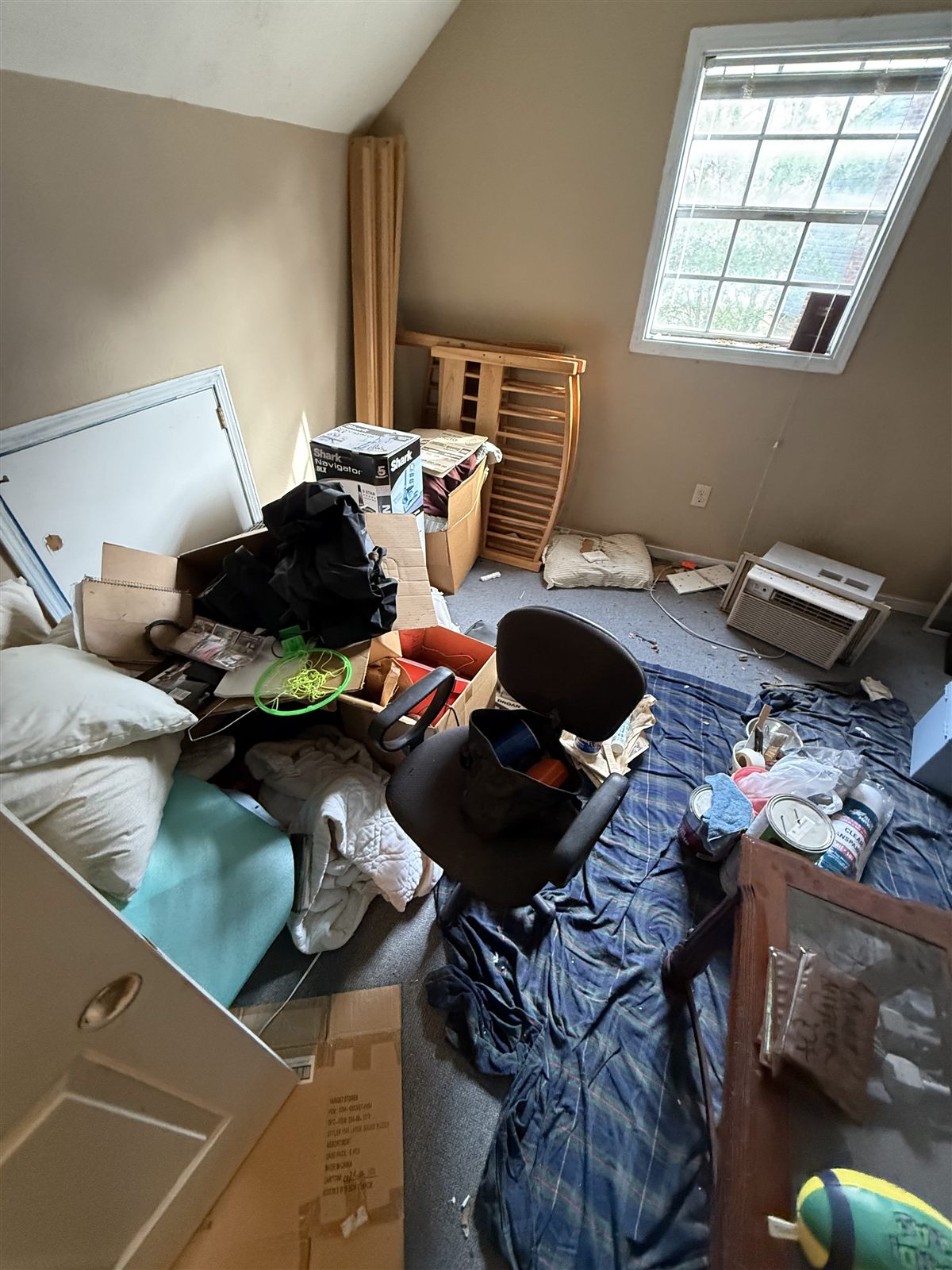 Before: Memphis estate cleanout, additional area