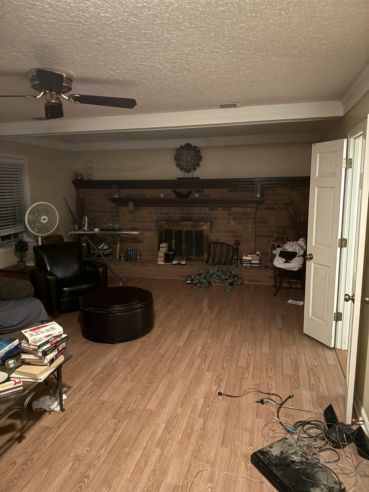 Before: Memphis estate cleanout, living room